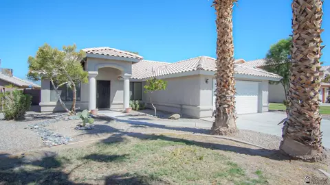 12140 E Calle Entrada, Yuma, AZ 85367