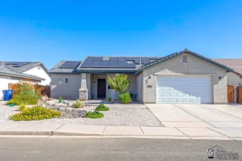 3464 W 39 St, Yuma, AZ 85365