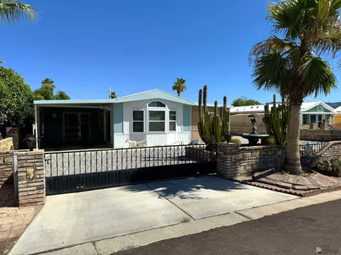 13774 E 47 Ln, Yuma, AZ 85367 photo 2