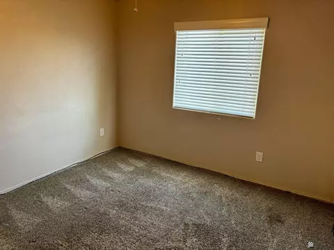 Bedroom - 10129 E 33 Pl, Yuma, AZ 85365 photo 3 of 3