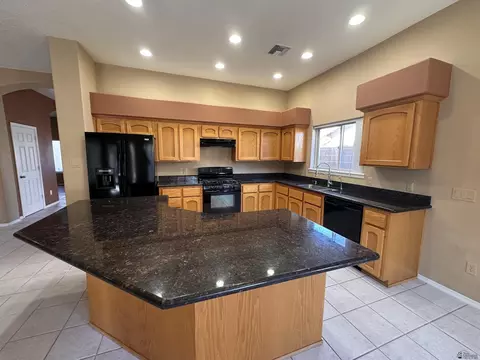 10681 E 39 St, Yuma, AZ 85365 photo 13