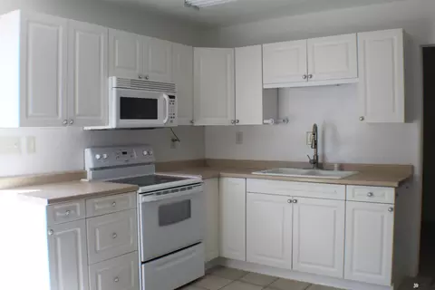 Kitchen - 12234 E 39 Pl, Yuma, AZ 85367 photo 1 of 1