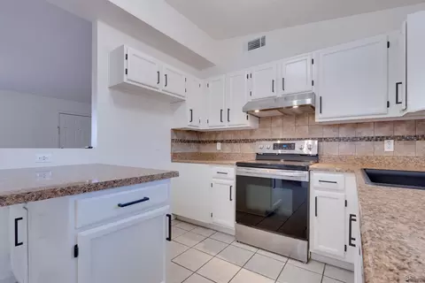 13447 E 44 Dr, Yuma, AZ 85367 photo 9