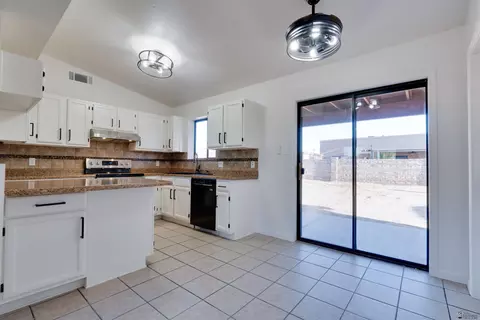 13447 E 44 Dr, Yuma, AZ 85367 photo 7