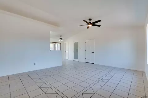13447 E 44 Dr, Yuma, AZ 85367 photo 4