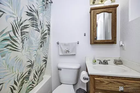 Bath - 12776 E 46 St, Yuma, AZ 85367 photo 1 of 2