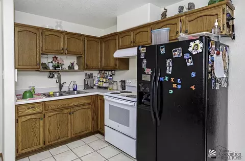 Kitchen - 12776 E 46 St, Yuma, AZ 85367 photo 1 of 4