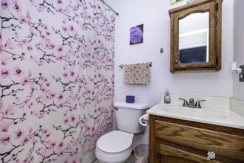Bath - 12776 E 46 St, Yuma, AZ 85367 photo 2 of 2