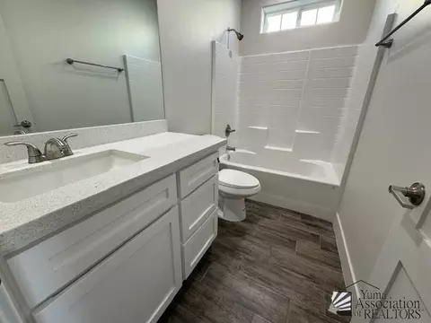 640 E 12 Pl, Somerton, AZ 85350 photo 4
