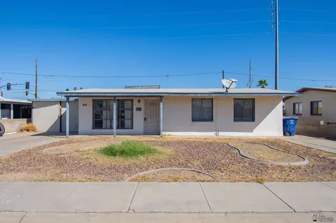 916 E La Mesa St, Yuma, AZ 85365 photo 2