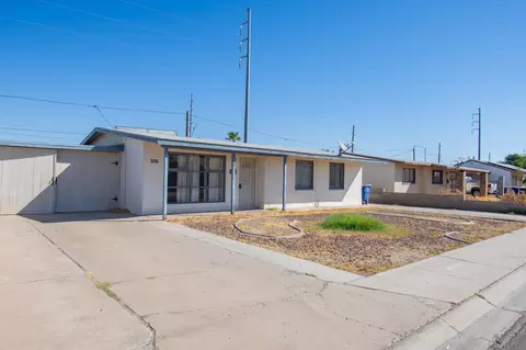 916 E La Mesa St, Yuma, AZ 85365 photo 3