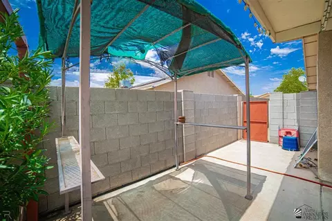 Exterior - 6247 E 42 St, Yuma, AZ 85365 photo 2 of 13