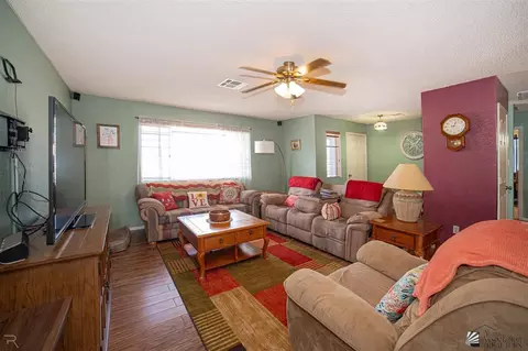 Living - 6247 E 42 St, Yuma, AZ 85365 photo 1 of 2