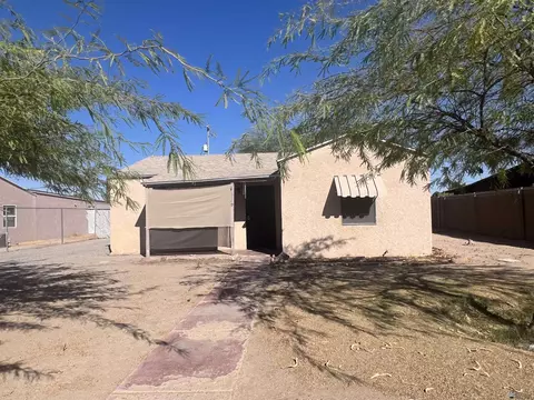 1719 S 9 Ave, Yuma, AZ 85364