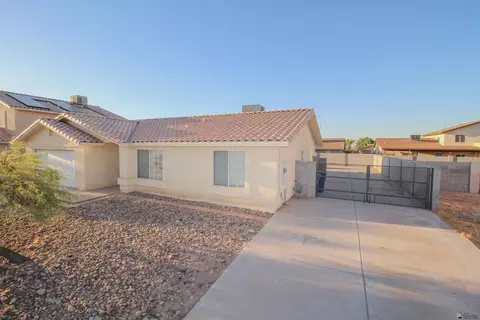 8642 E 24 Ln, Yuma, AZ 85365 photo 3