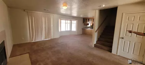 Living - 6164 E 43 Pl, Yuma, AZ 85365 photo 1 of 3