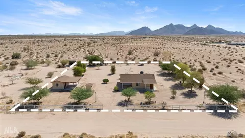 38173 E Pearl Dr, Roll, AZ 85347 photo 2
