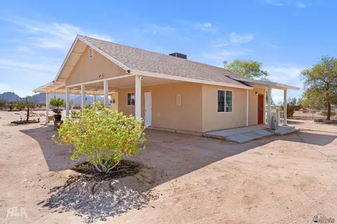 38173 E Pearl Dr, Roll, AZ 85347 photo 5
