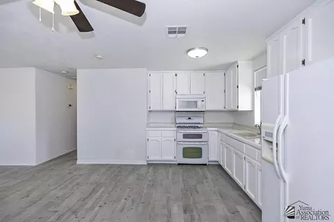 12816 E 46 St, Yuma, AZ 85365 photo 9