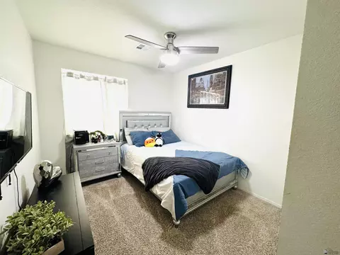 Bedroom - 7631 E 45 St, Yuma, AZ 85365 photo 2 of 8