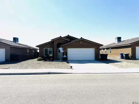7631 E 45 St, Yuma, AZ 85365