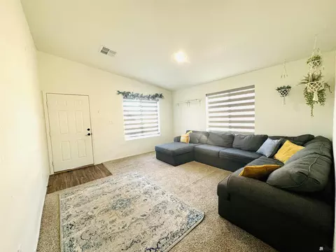Living - 7631 E 45 St, Yuma, AZ 85365 photo 2 of 6