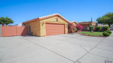 10612 E 39 St, Yuma, AZ 85365 photo 2