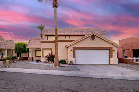 10136 S Dos Hermanas, Yuma, AZ 85367