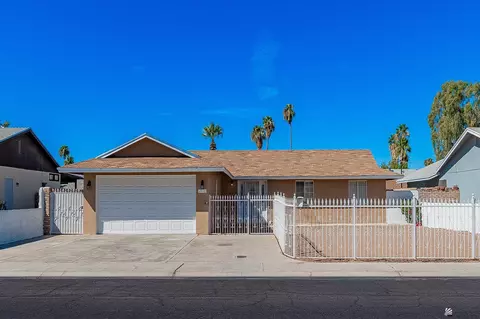 2910 S Rainbow Ave, Yuma, AZ 85365