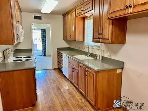 1418 E Pebble Beach Dr, Yuma, AZ 85365 photo 9