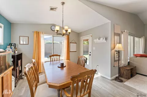 Dining - 10631 E 34 Pl, Yuma, AZ 85365 photo 2 of 3