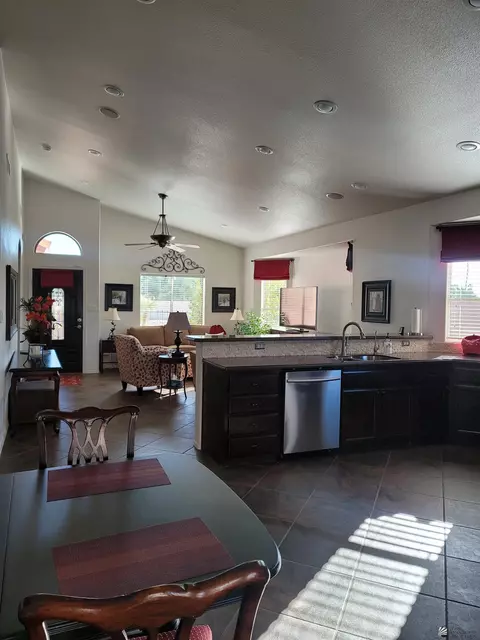 5304 E 34 St, Yuma, AZ 85365 photo 17