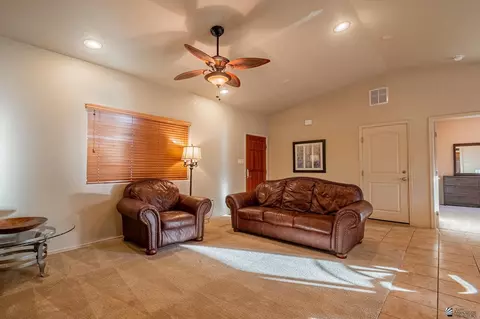 11707 E 28 Pl, Yuma, AZ 85367 photo 3