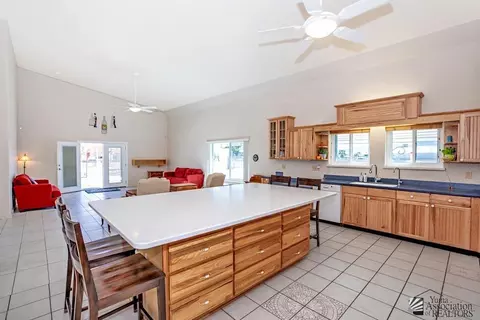 Kitchen - 13221 E 55 St, Yuma, AZ 85367 photo 5 of 5
