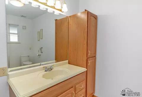 Bath - 13221 E 55 St, Yuma, AZ 85367 photo 1 of 5