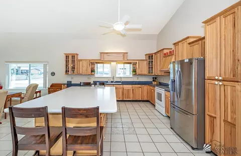 Kitchen - 13221 E 55 St, Yuma, AZ 85367 photo 1 of 5