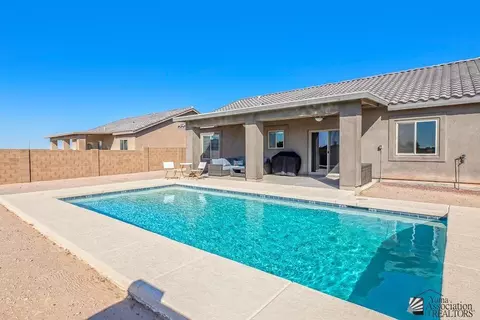Exterior - 8525 E 35 Pl, Yuma, AZ 85365 photo 5 of 11