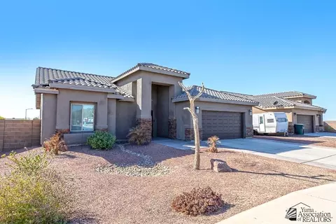 Exterior - 8525 E 35 Pl, Yuma, AZ 85365 photo 2 of 11