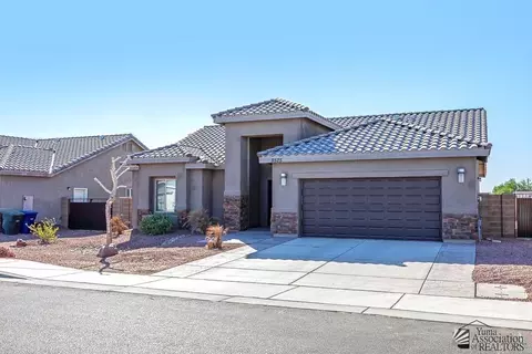 Exterior - 8525 E 35 Pl, Yuma, AZ 85365 photo 3 of 11