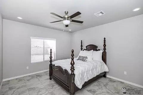 Bedroom - 8525 E 35 Pl, Yuma, AZ 85365 photo 6 of 8