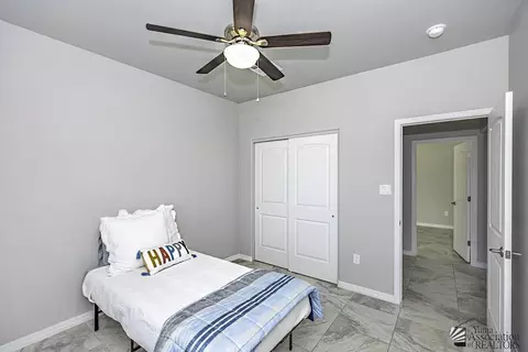 Bedroom - 8525 E 35 Pl, Yuma, AZ 85365 photo 2 of 8