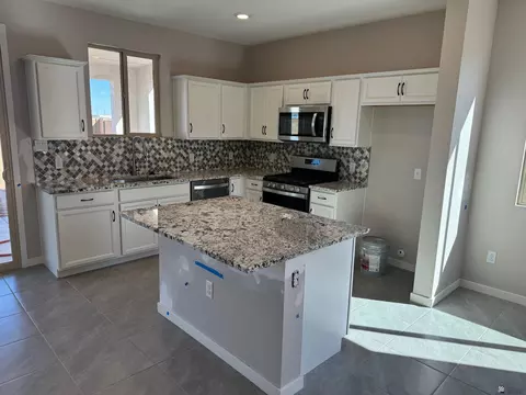7588 E 35 Pl, Yuma, AZ 85365 photo 2