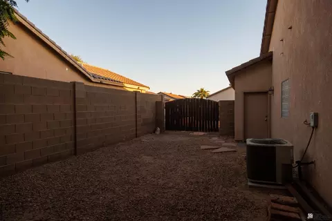 12158 E 33 Pl, Yuma, AZ 85367 photo 4