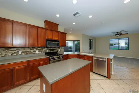 12158 E 33 Pl, Yuma, AZ 85367 photo 15