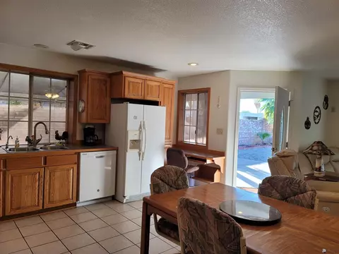 Kitchen - 13242 E 54 Dr, Yuma, AZ 85367 photo 6 of 8