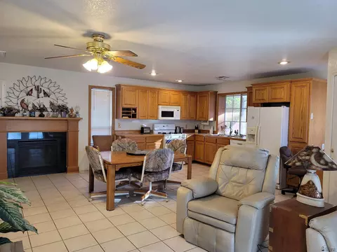 Kitchen - 13242 E 54 Dr, Yuma, AZ 85367 photo 3 of 8