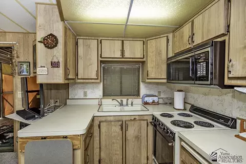 13602 E 46 Dr, Yuma, AZ 85367 photo 8