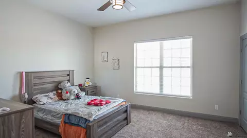 Bedroom - 8671 E Bronco Rd, Yuma, AZ 85365 photo 6 of 8