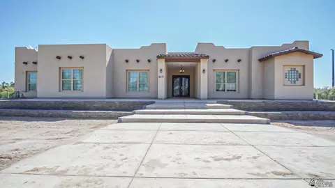 Exterior - 8671 E Bronco Rd, Yuma, AZ 85365 photo 3 of 5