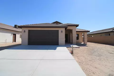 4675 E Ortega St, San Luis, AZ 85349